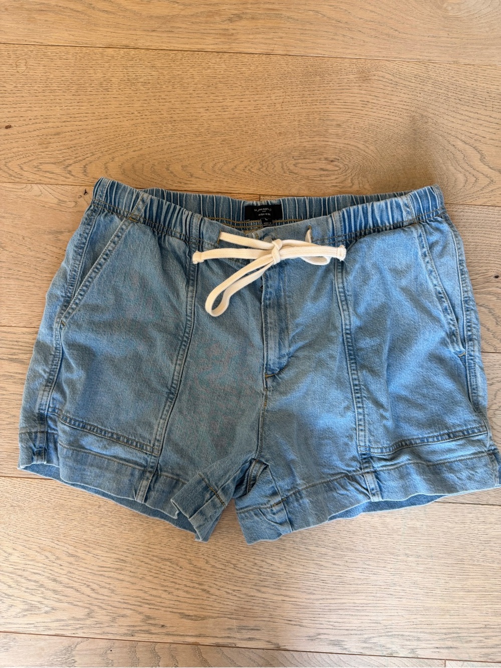 Banana Republic High-Rise Chambray Drawstring Denim Shorts Women’s Large